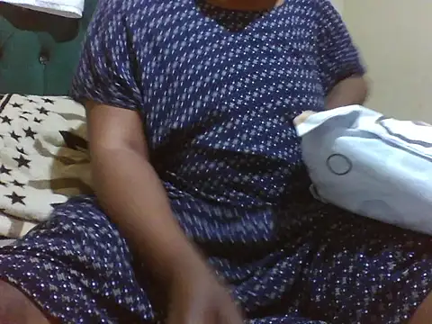 Sexy Riri online show from April 12, 2026, 12:52 pm