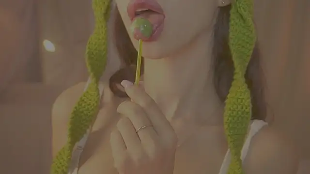 Snapshot of arizonasunrise chatting on October 20, 2025, 9:04 pm arizonasunrise online show from October 20, 2025, 9:04 pm