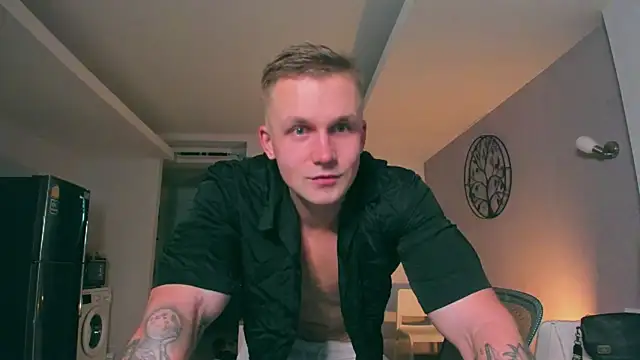 Samuel Andrew online show from September 27, 2025, 3:23 am