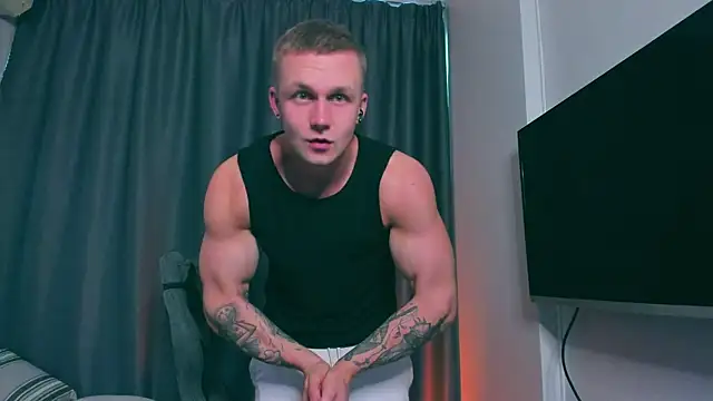 Samuel Andrew online show from February 14, 2025, 2:28 am