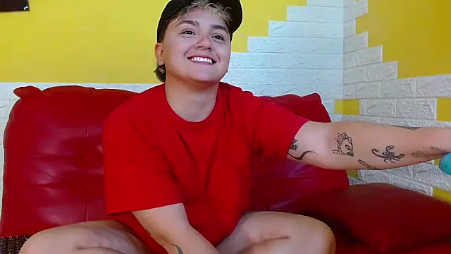 Snapshot of isabeautyx19 chatting on March 11, 2025, 4:08 am isabeautyx19 online show from March 11, 2025, 4:08 am