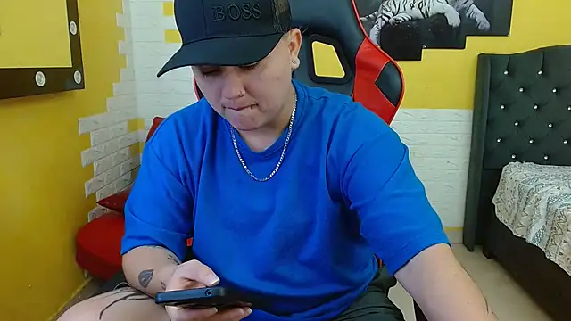 Snapshot of isabeautyx19 chatting on September 24, 2025, 1:46 am isabeautyx19 online show from September 24, 2025, 1:46 am