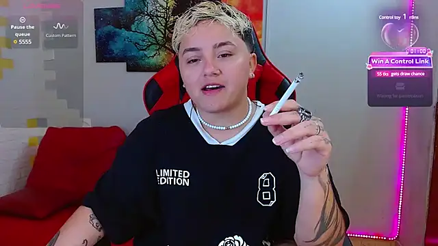 Snapshot of isabeautyx19 chatting on February 26, 2025, 1:54 pm isabeautyx19 online show from February 26, 2025, 1:54 pm