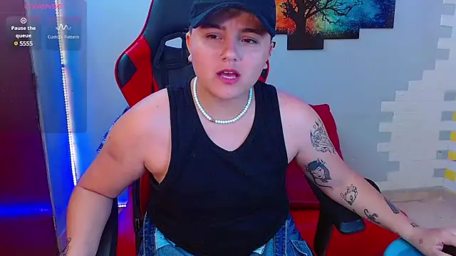 Snapshot of isabeautyx19 chatting on March 6, 2025, 3:46 am isabeautyx19 online show from March 6, 2025, 3:46 am