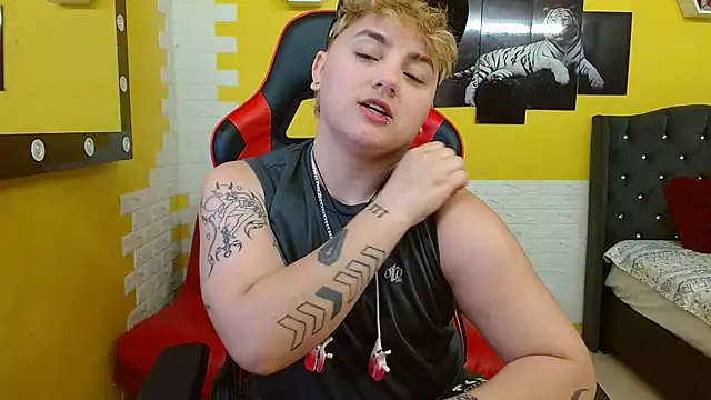 Snapshot of isabeautyx19 chatting on September 27, 2025, 3:01 am isabeautyx19 online show from September 27, 2025, 3:01 am