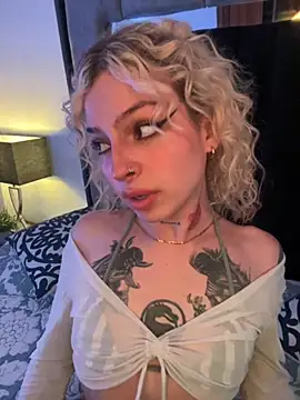 Snapshot of Bonnie_vega chatting on September 20, 2025, 9:31 pm Bonnie vega online show from September 20, 2025, 9:31 pm