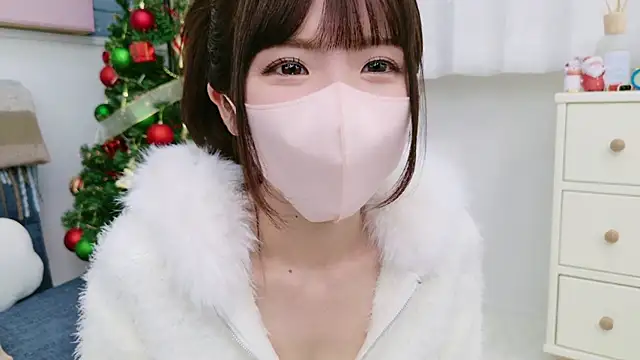 Snapshot of -minami- chatting on December 16, 2024, 3:32 pm -minami- online show from December 16, 2024, 3:32 pm