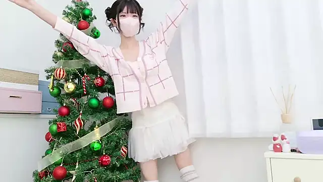 Snapshot of -minami- chatting on December 19, 2024, 2:24 pm -minami- online show from December 19, 2024, 2:24 pm
