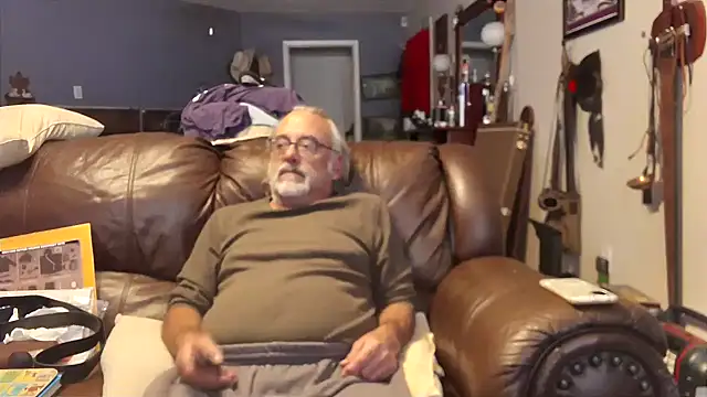 PincheDave4u online show from December 26, 2024, 8:00 pm