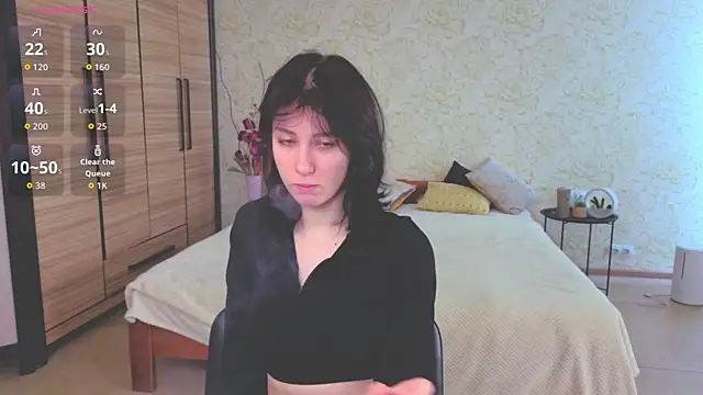 JulisSweet online show from October 3, 2025, 6:48 am