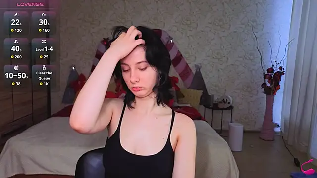 JulisSweet online show from January 8, 2026, 8:42 am