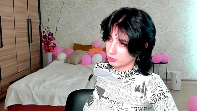 JulisSweet online show from February 15, 2025, 10:33 am