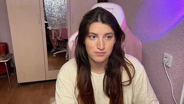 Snapshot of Katrin__kiss chatting on July 16, 2026, 9:01 pm Katrin kiss online show from July 16, 2026, 9:01 pm
