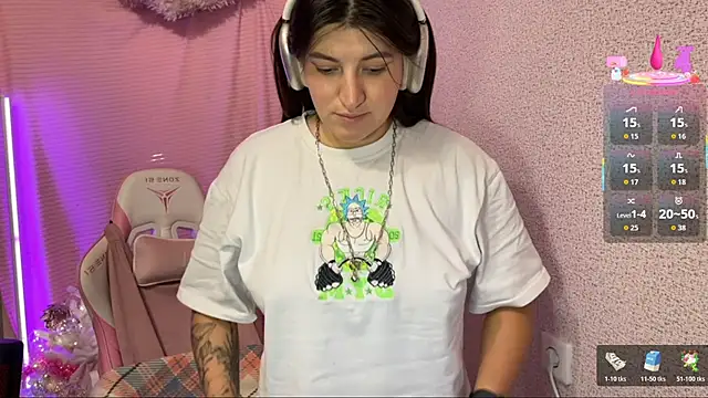 Katrin  kiss online show from December 21, 2025, 9:04 pm