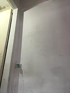 melisabunnny online show from October 28, 2025, 5:01 pm