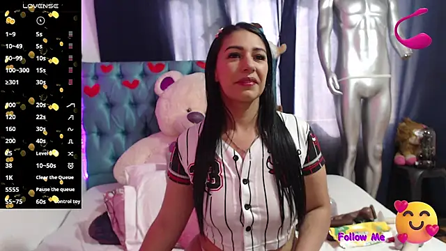 Snapshot of Cristal_cherry chatting on October 6, 2025, 1:45 pm Cristal cherry online show from October 6, 2025, 1:45 pm