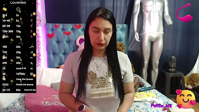 Snapshot of Cristal_cherry chatting on September 30, 2025, 1:50 pm Cristal cherry online show from September 30, 2025, 1:50 pm