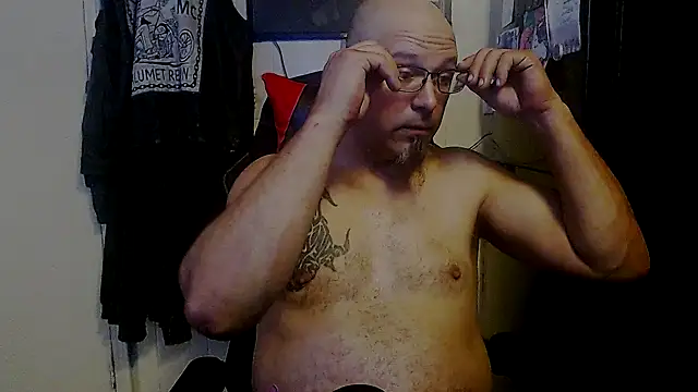 Snapshot of KrazyLegz chatting on September 20, 2025, 5:18 pm KrazyLegz online show from September 20, 2025, 5:18 pm