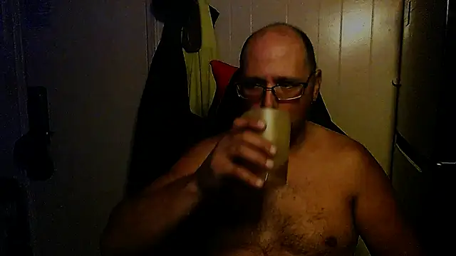 KrazyLegz online show from December 3, 2024, 12:08 am