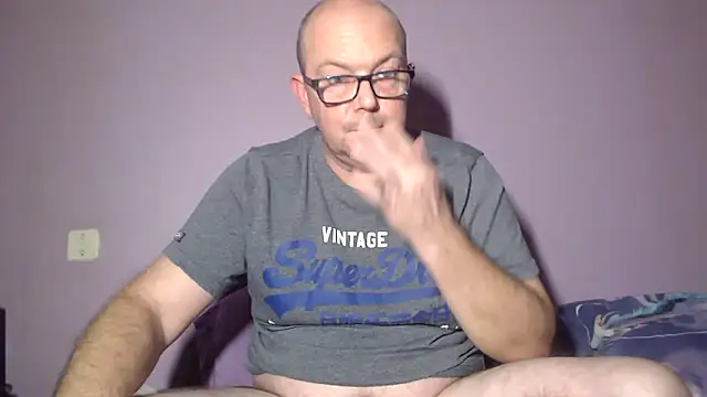 hairy orbite online show from November 9, 2025, 6:23 pm