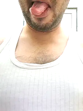 johny 69dxh online show from December 15, 2025, 7:03 am