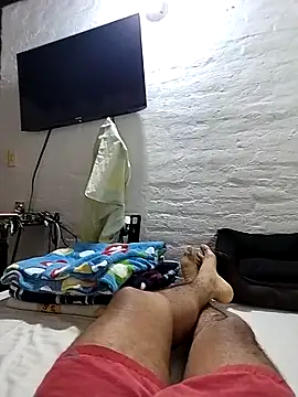 Snapshot of piton77 chatting on September 22, 2025, 11:00 pm piton77 online show from September 22, 2025, 11:00 pm