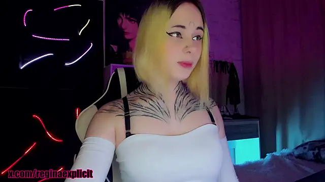 snake  bites online show from October 10, 2025, 11:16 pm