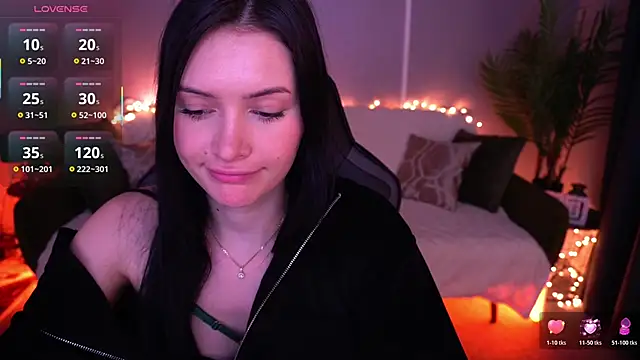 MilaSecrett online show from March 19, 2026, 1:55 pm