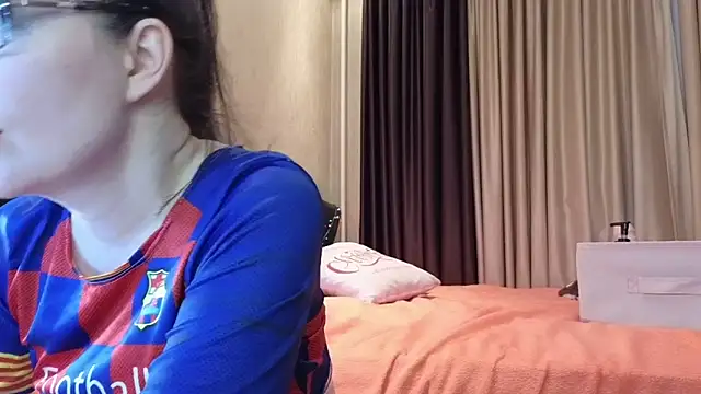 DashaHart online show from January 2, 2025, 10:11 pm