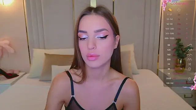 BellaHalles online show from November 15, 2025, 6:17 am