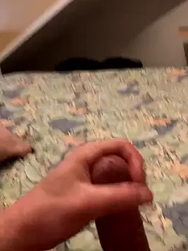 LivingLegend1978 online show from December 21, 2025, 8:38 am