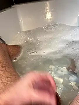 LivingLegend1978 online show from November 6, 2025, 9:24 am