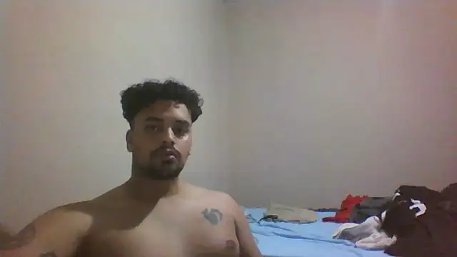 Snapshot of Xcumshot33 chatting on September 20, 2025, 3:22 am Xcumshot33 online show from September 20, 2025, 3:22 am