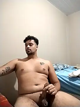 Snapshot of Xcumshot33 chatting on September 18, 2025, 10:02 pm Xcumshot33 online show from September 18, 2025, 10:02 pm