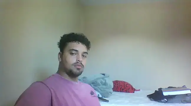 Snapshot of Xcumshot33 chatting on February 13, 2025, 1:05 pm Xcumshot33 online show from February 13, 2025, 1:05 pm
