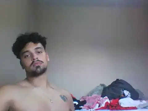 Snapshot of Xcumshot33 chatting on December 2, 2024, 8:17 pm Xcumshot33 online show from December 2, 2024, 8:17 pm