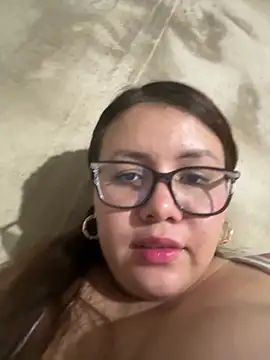 solecito 22 online show from January 24, 2025, 2:07 am