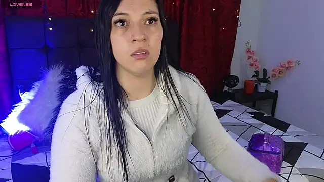 Snapshot of Majuu__ chatting on October 9, 2025, 11:44 am Majuu   online show from October 9, 2025, 11:44 am