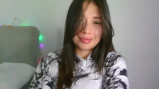 Snapshot of katherodriguezx chatting on April 23, 2026, 10:11 pm katherodriguezx online show from April 23, 2026, 10:11 pm