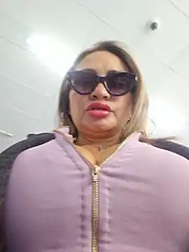 Afroditecash online show from March 10, 2026, 3:16 pm