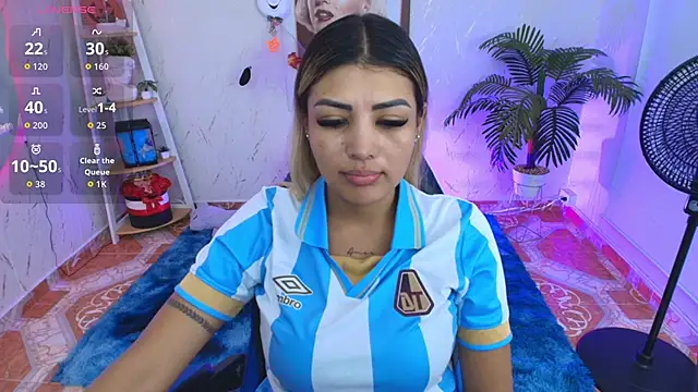 SALOOMEE   online show from December 17, 2025, 12:26 am