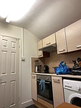 Yourhotboy 42 online show from October 30, 2025, 6:16 pm