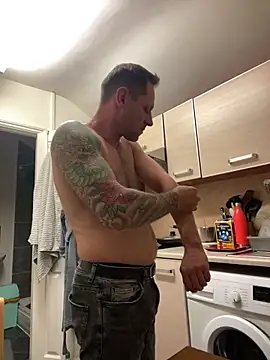 Yourhotboy 42 online show from October 9, 2025, 5:46 pm