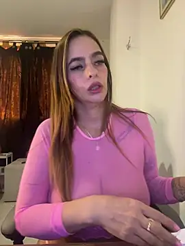 Alessandra Schmoll online show from June 10, 2026, 4:08 pm
