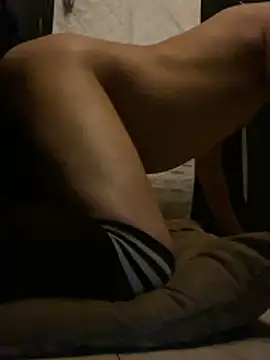 ElPollo77 online show from February 6, 2026, 7:37 am