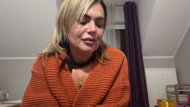 DESIREjenny online show from October 2, 2025, 2:42 pm