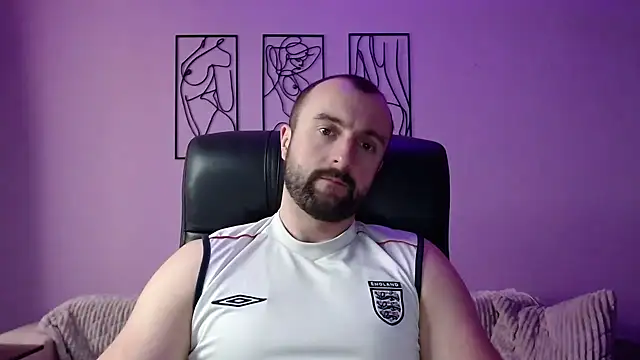 brindlefly6969 online show from February 14, 2025, 11:42 am