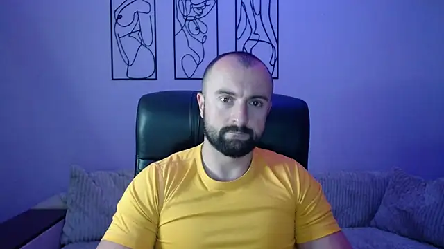 brindlefly6969 online show from October 1, 2025, 10:52 am