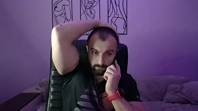 brindlefly6969 online show from December 15, 2025, 12:22 pm