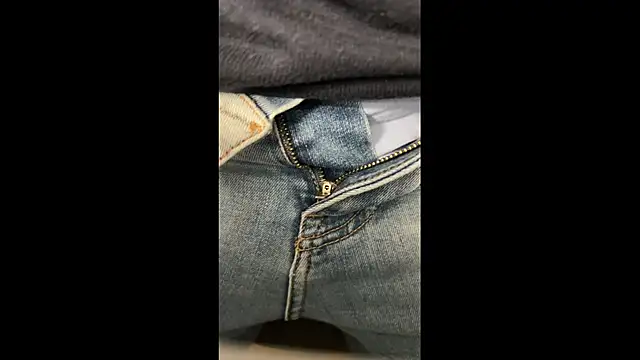 Snapshot of havefun32 chatting on March 2, 2026, 12:45 pm havefun32 online show from March 2, 2026, 12:45 pm